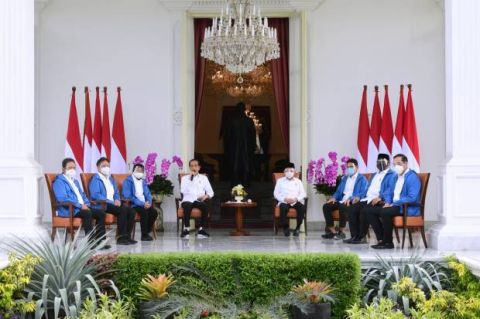 Presiden Mengumumkan Kabinet Baru: Siapa Saja yang Terlibat?